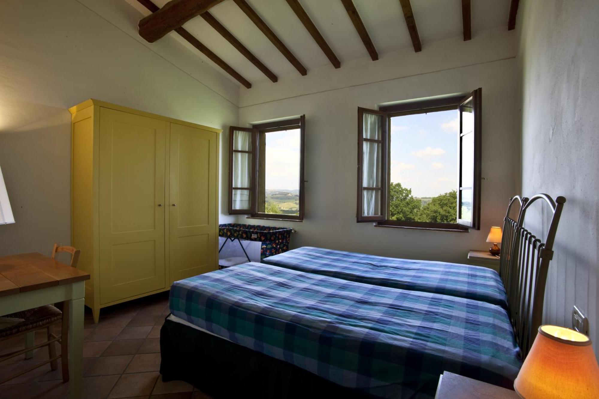 Podere Il Pino Poggibonsi Room photo
