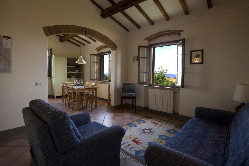 Podere Il Pino Poggibonsi Room photo