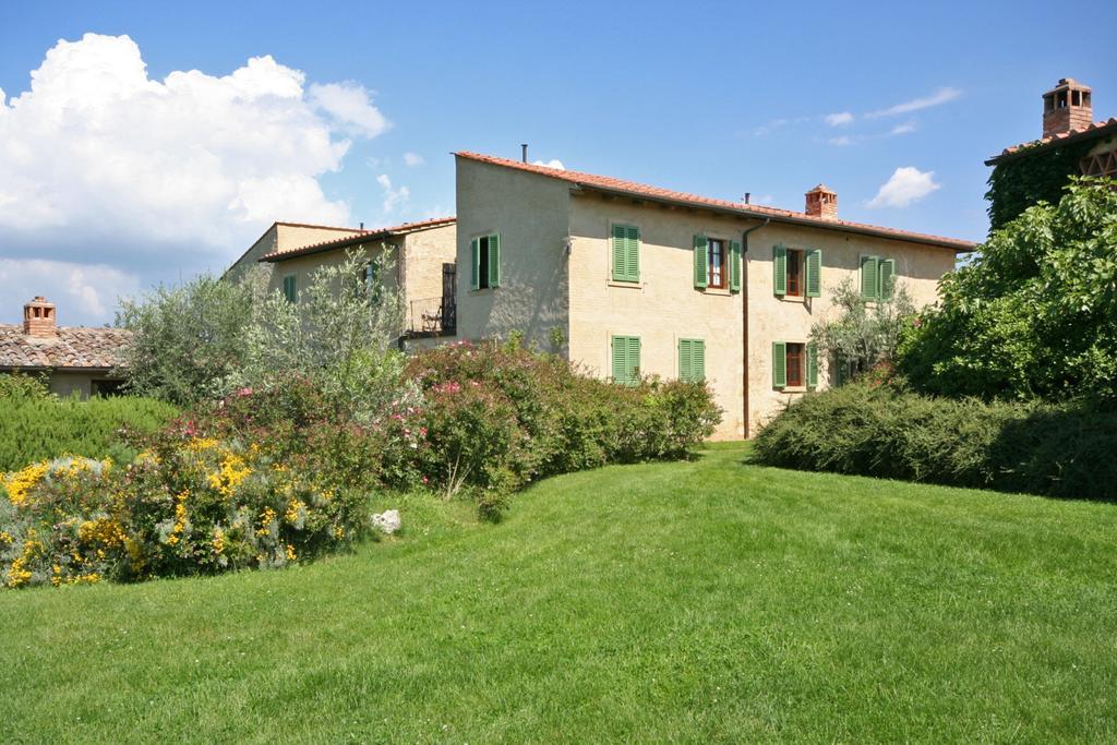 Podere Il Pino Poggibonsi Exterior photo
