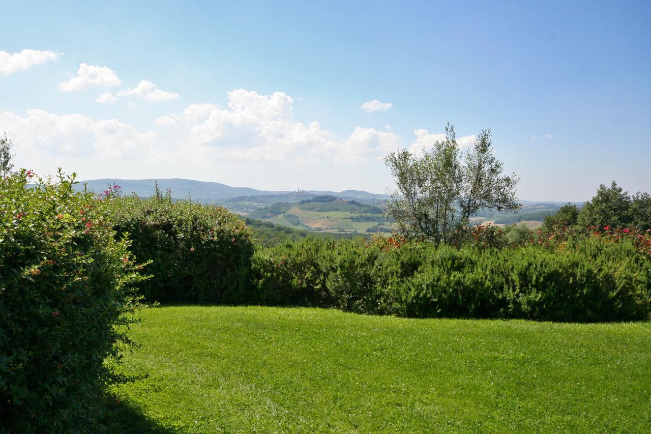 Podere Il Pino Poggibonsi Exterior photo